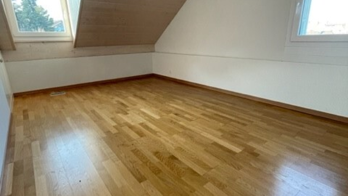 À louer Charmant 3.5 pièces sous les combles à Aubonne