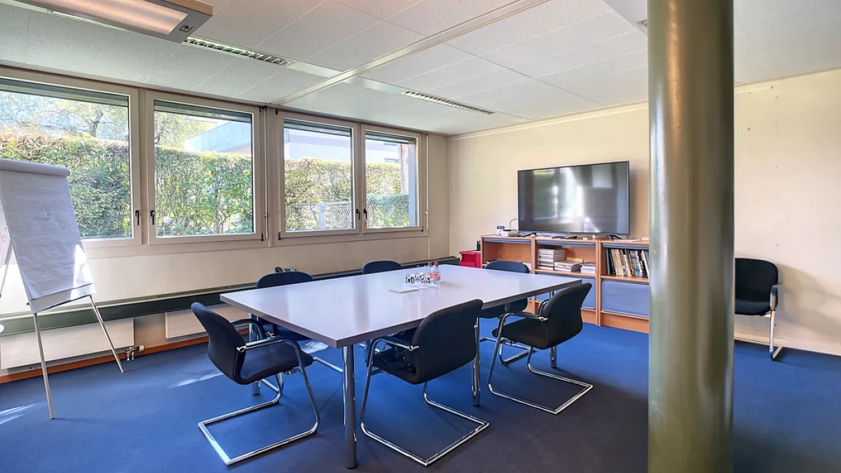 Bureau moderne sis à Nyon