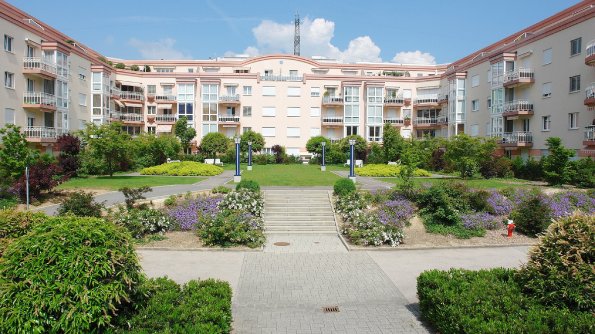 Nyon, Grand 2.5 pièces avec balcon