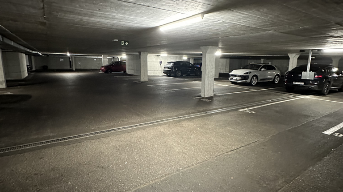 Nyon, parking intérieur proche de la gare