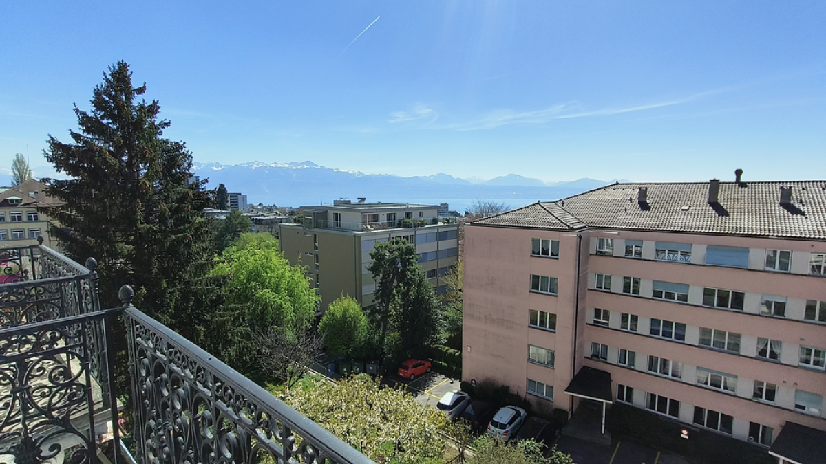 Magnifique appartement avec vue sur le lac