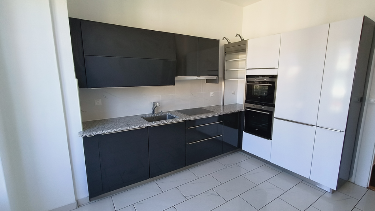 Magnifique appartement avec vue sur le lac