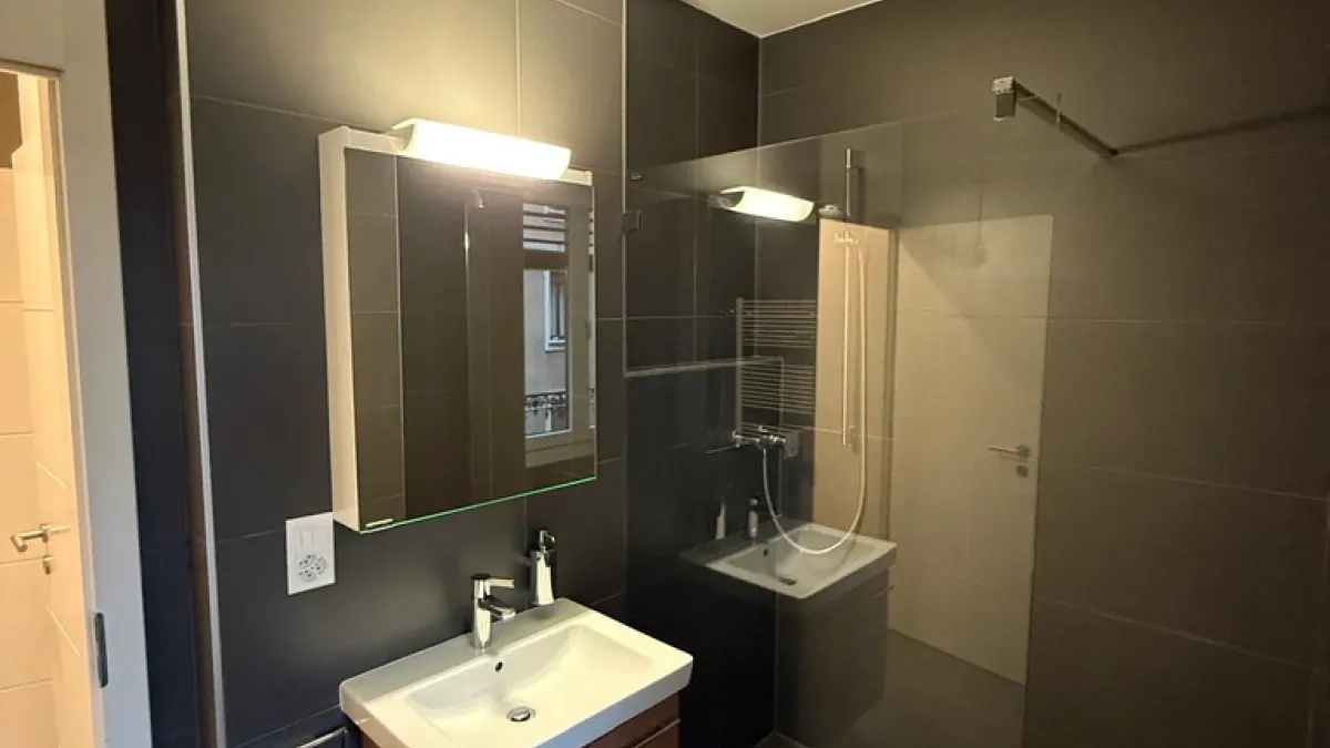 Bel appartement de 2,5 pièces sous-gare
