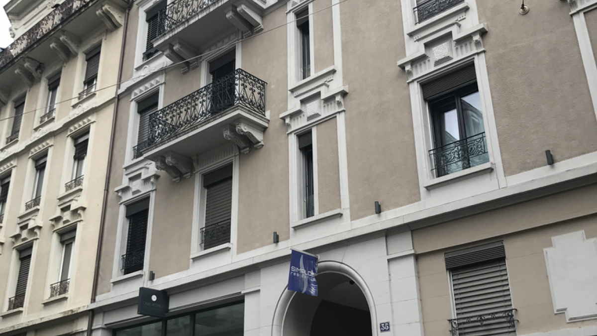 Place de parc pour voiture électrique à la Gare de Lausanne