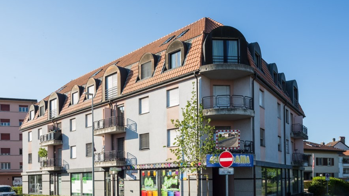 Place de parc intérieure à Guillermaux 24 à Payerne.