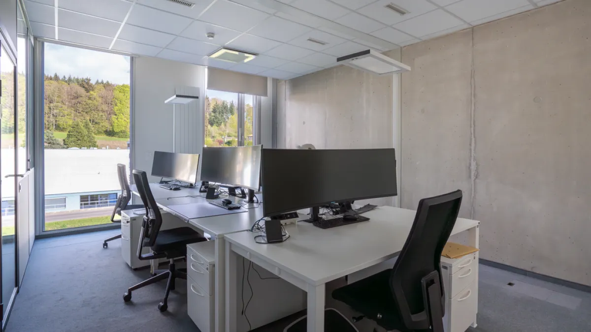 Bureaux spacieux idéalement situés au Mont-sur-Lausanne