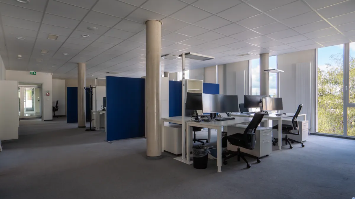 Bureaux spacieux idéalement situés au Mont-sur-Lausanne