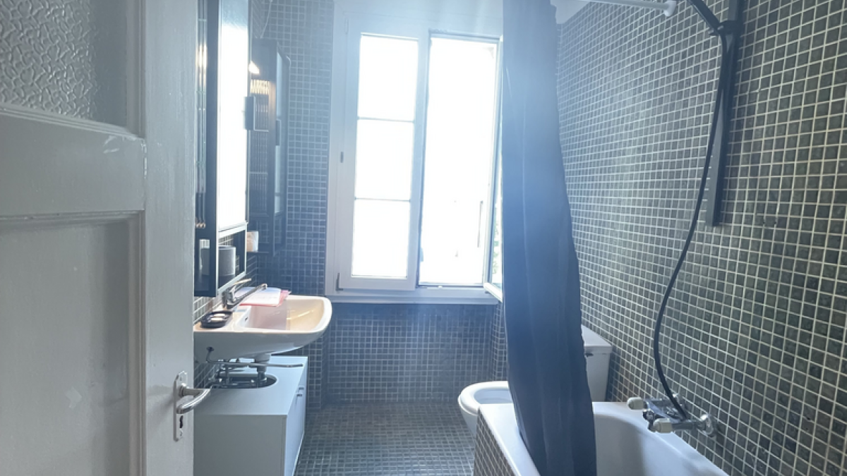 Bel appartement de 2,5 pièces près du parc de Valency