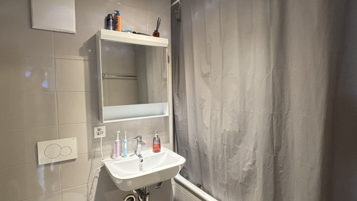 Bel appartement de 3 pièces dans un immeuble récent