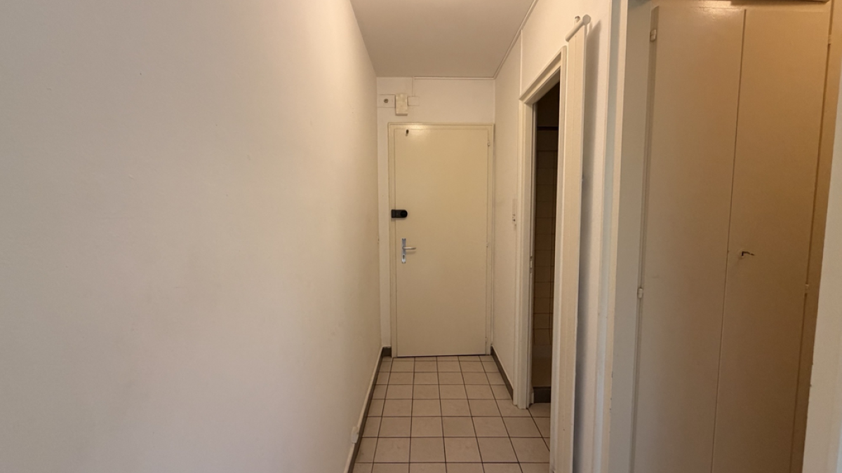 Studio lumineux de 31m2 - proche du CHUV