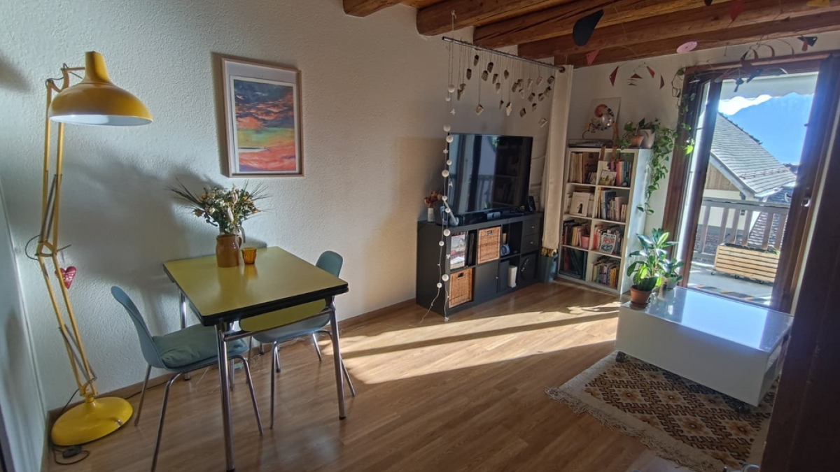 Bel appartement de 3 pièces au 2ème avec vue sur le lac