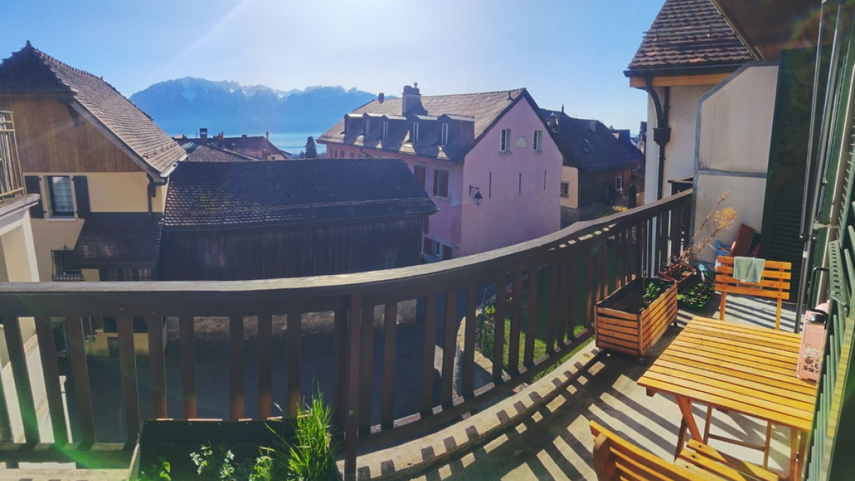 Bel appartement de 3 pièces au 2ème avec vue sur le lac