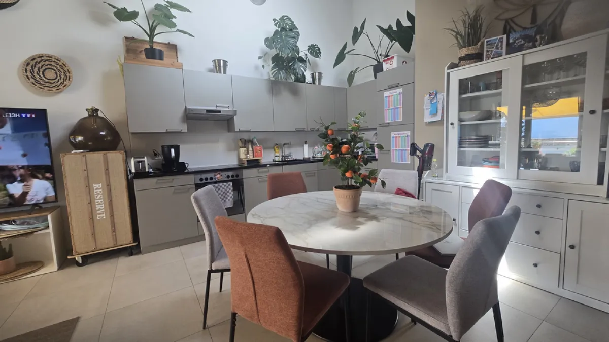 Charmant Appartement 4,5 pièces au 2ème étage - 1162 ST-PREX
