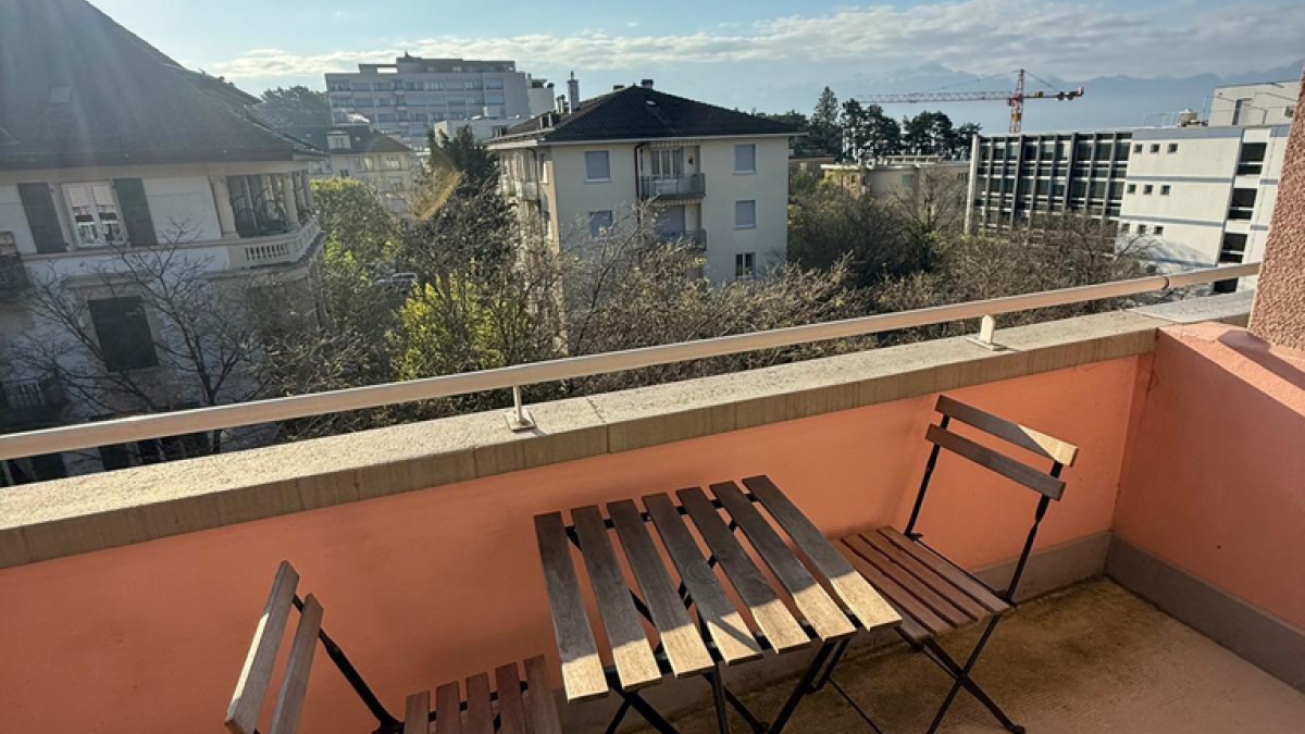Bel appartement de 3.5 au 4 ème étage