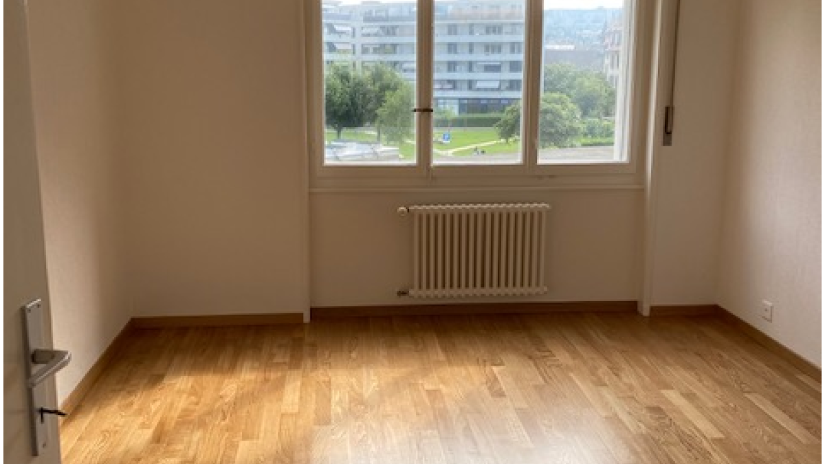 Magnifique logement de 2.5 pcs au 2e étage à Ecublens