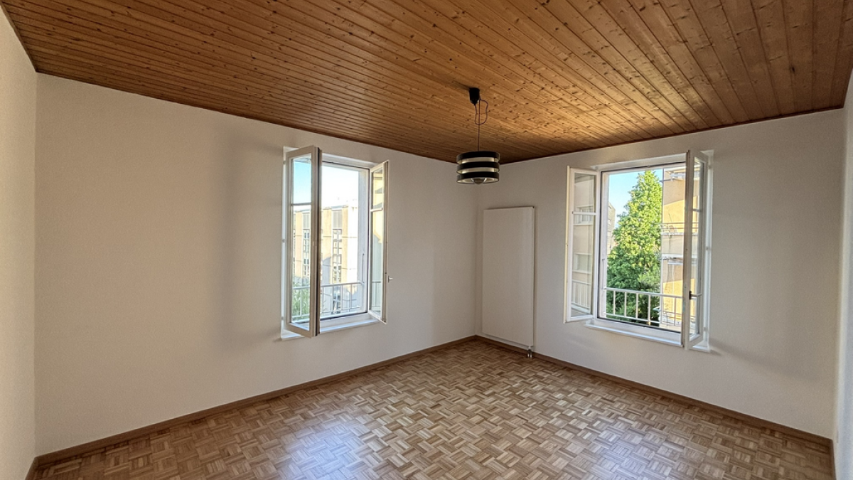 Appartement de 3 pièces à Renens, près des commodités