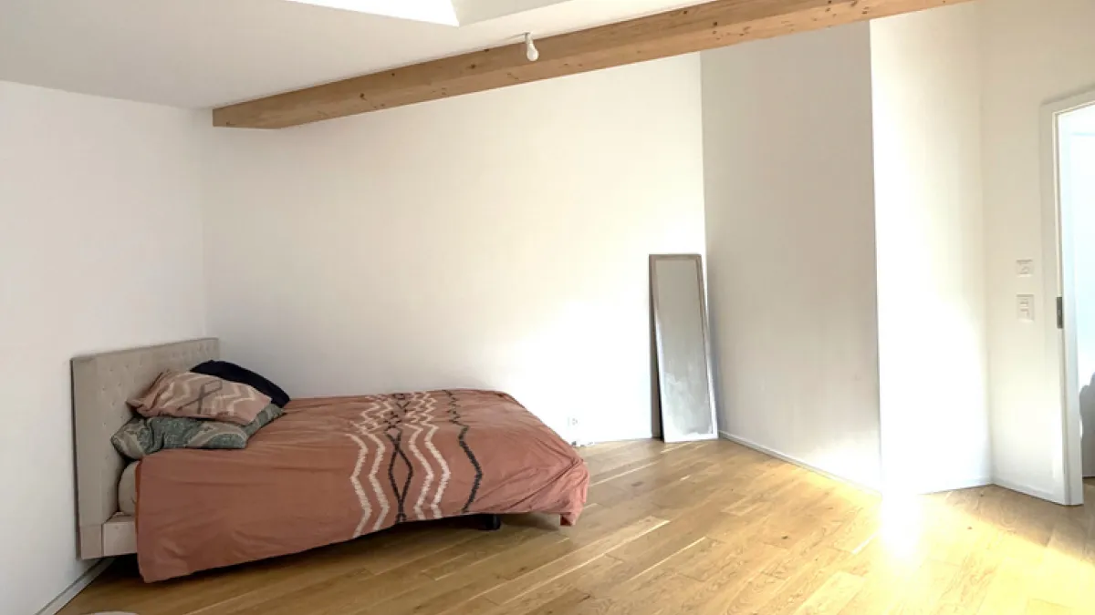 Vallorbe - Joli appartement au dernier étage avec balcon-terrasse