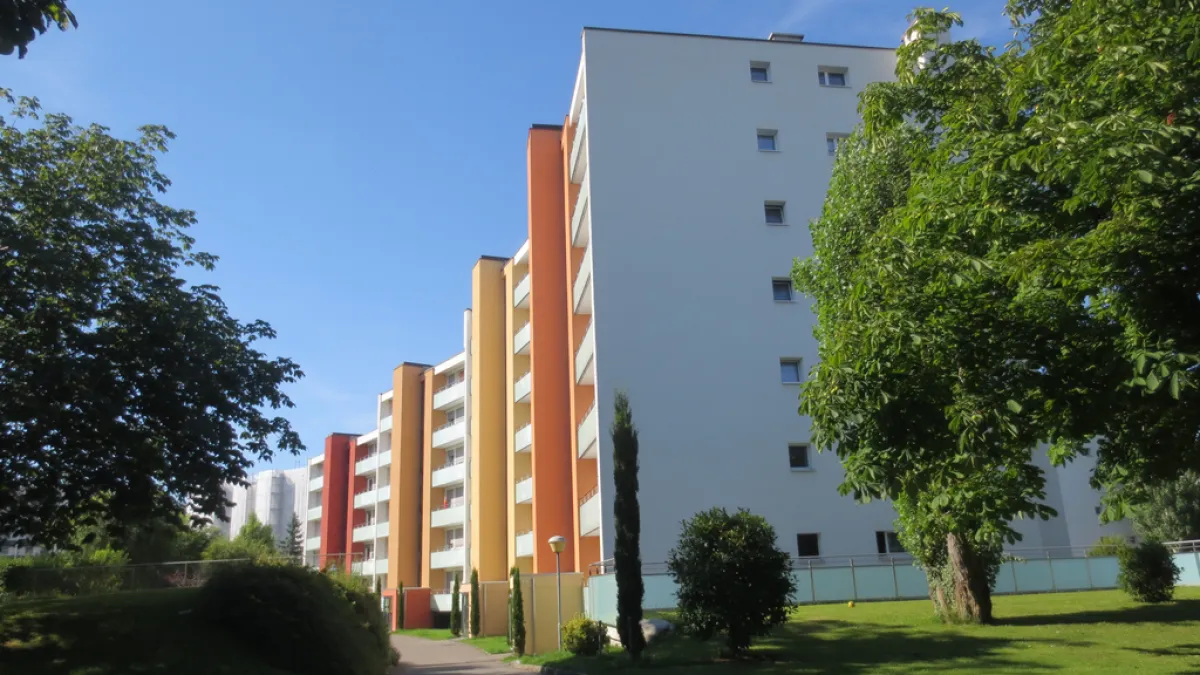 Place de parc à louer  à Renens !