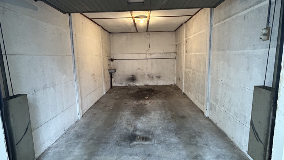 Garage box à louer sous gare à Lausanne
