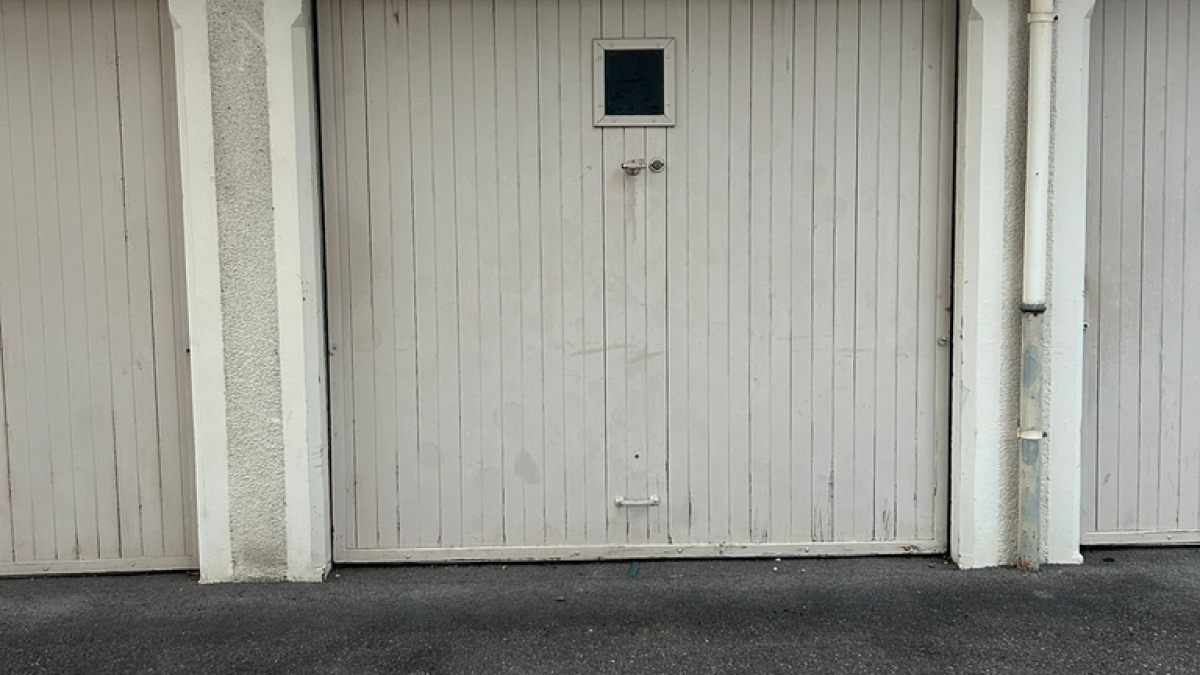 Garage box à louer sous gare à Lausanne