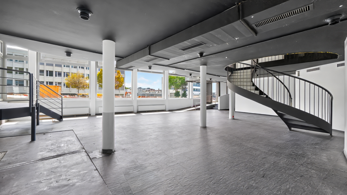 Surface commerciale sur 2 étages dans le centre de Lausanne