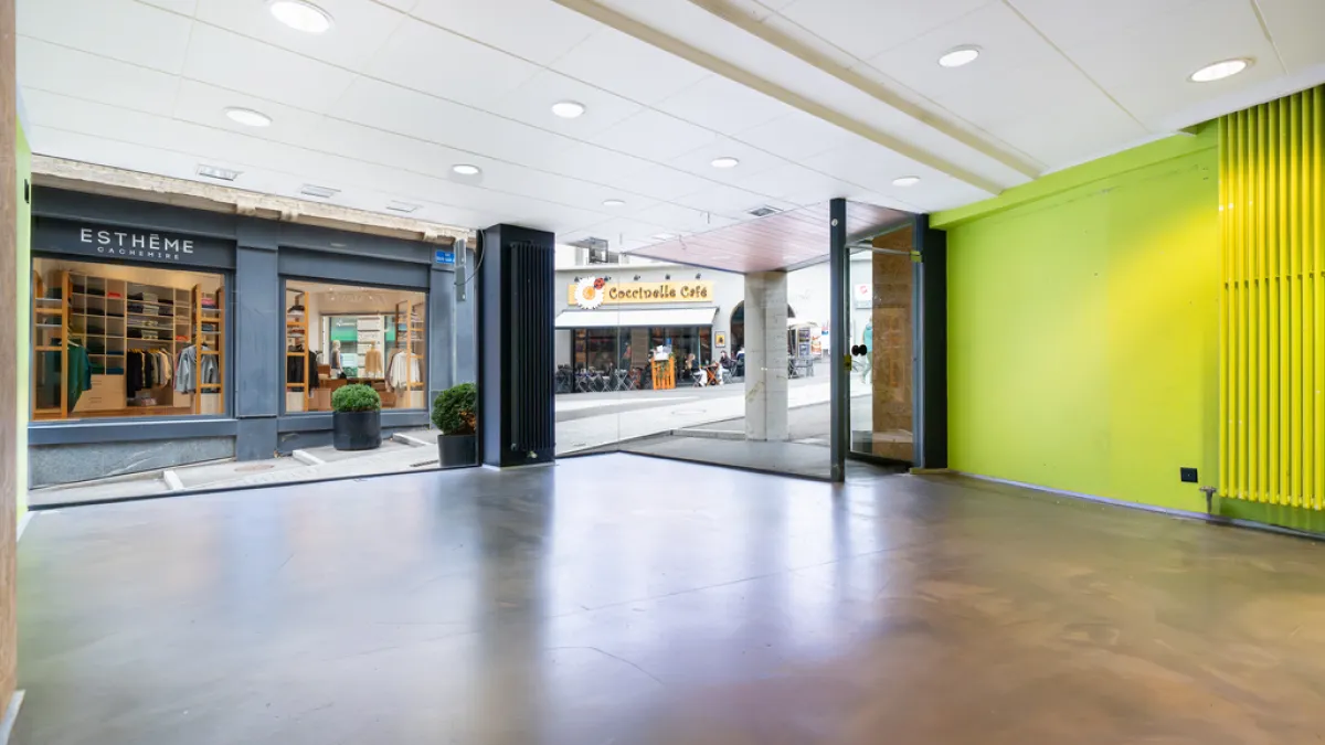 Superbe Arcarde commerciale au coeur de Lausanne