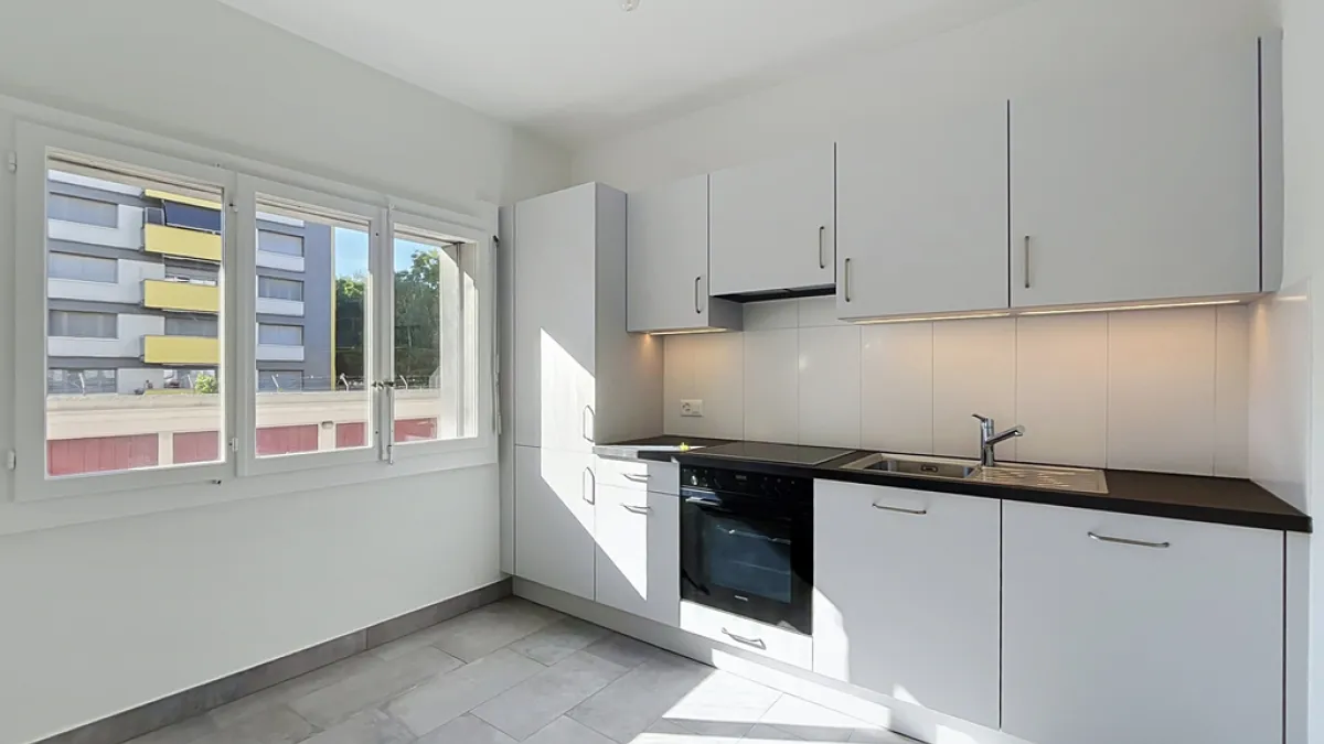 3 pièces rénové au centre-ville - Midi 28