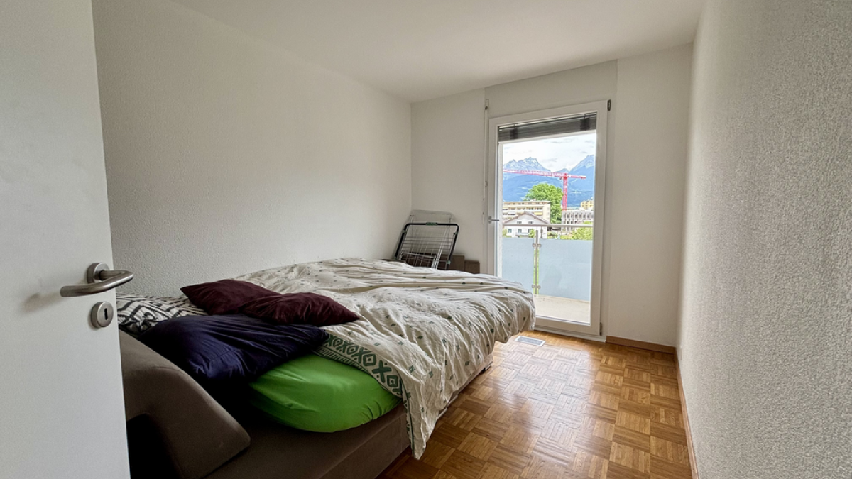À louer de suite - appartement 4.5 pièces au 4ème étage