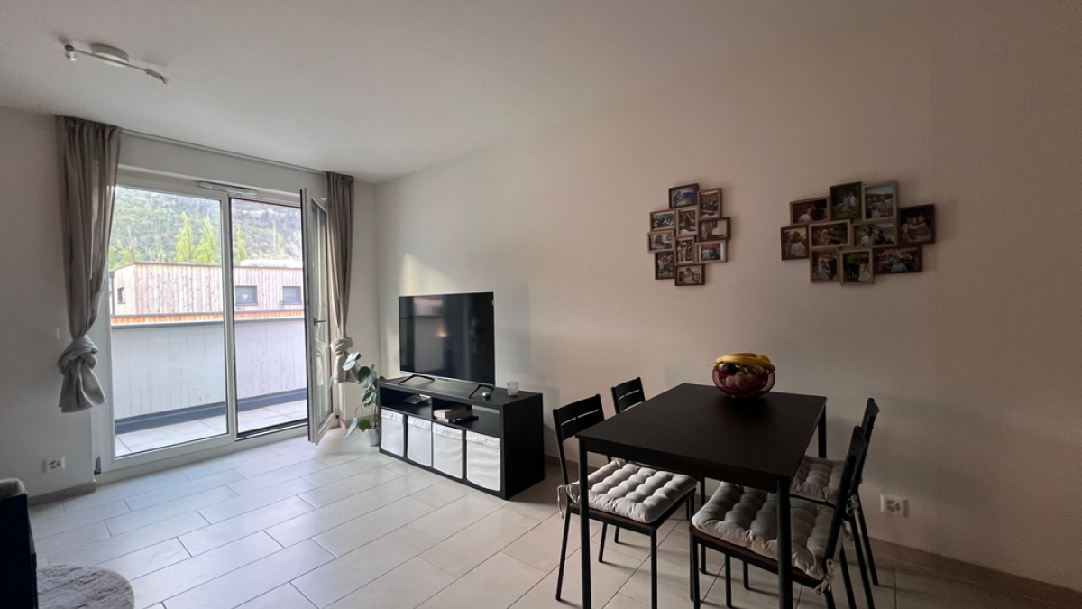 À louer - joli 2.5 pièces dans un immeuble minergie