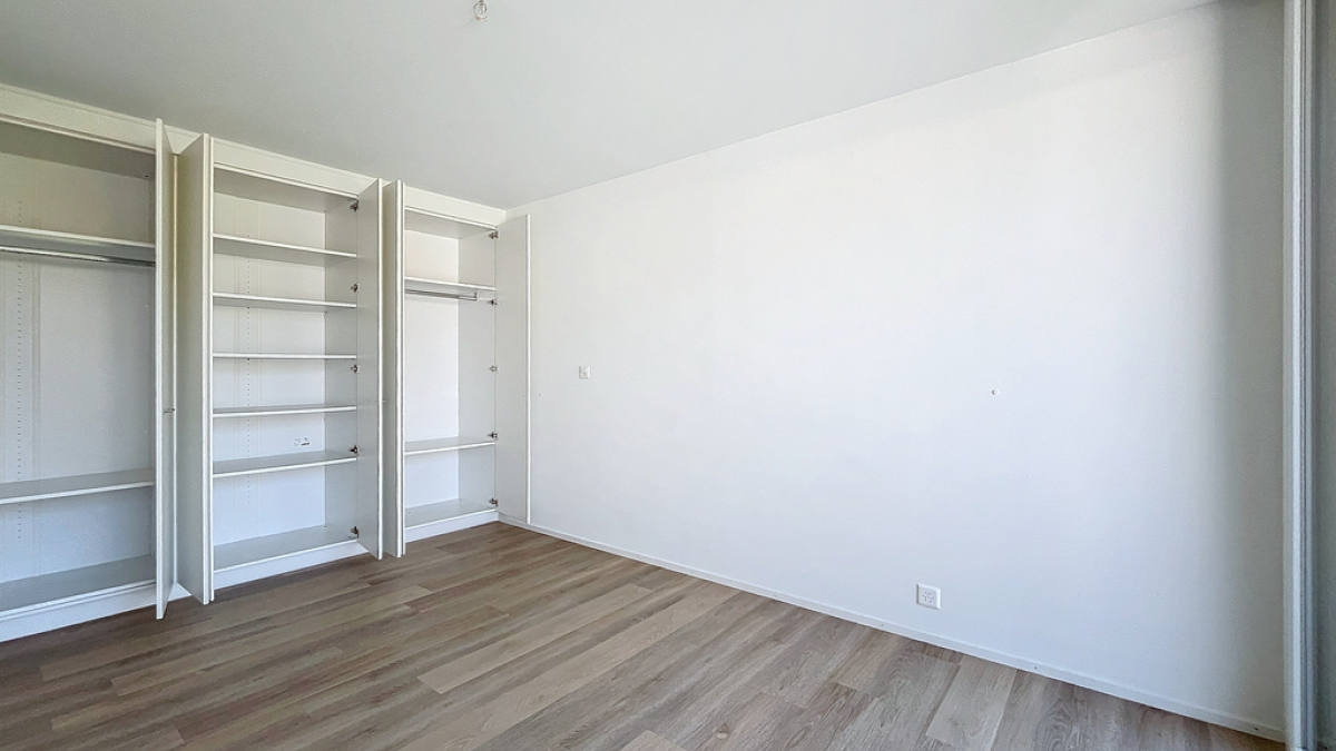 3.5 pièces avec grand balcon - Aigle 21