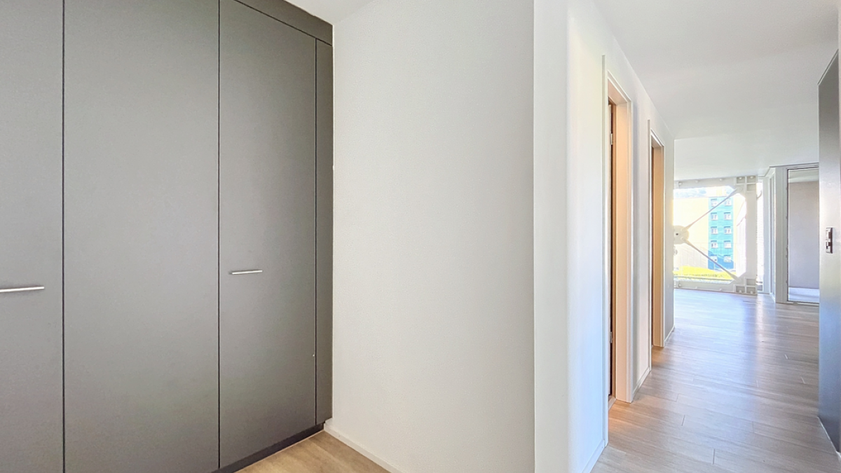 3.5 pièces avec grand balcon - Aigle 21