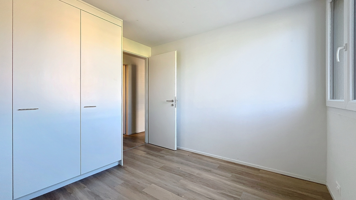 3.5 pièces avec grand balcon - Aigle 21