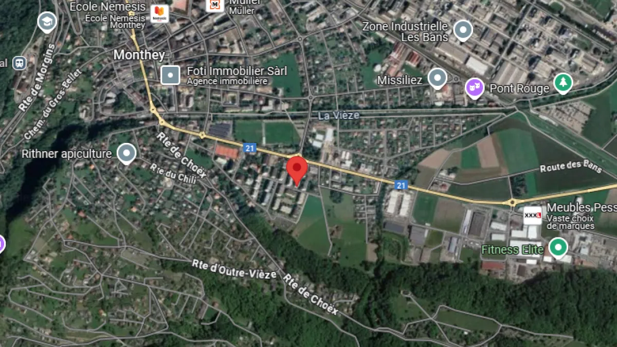 Dépôt de 75m2 à louer dans un immeuble résidentiel