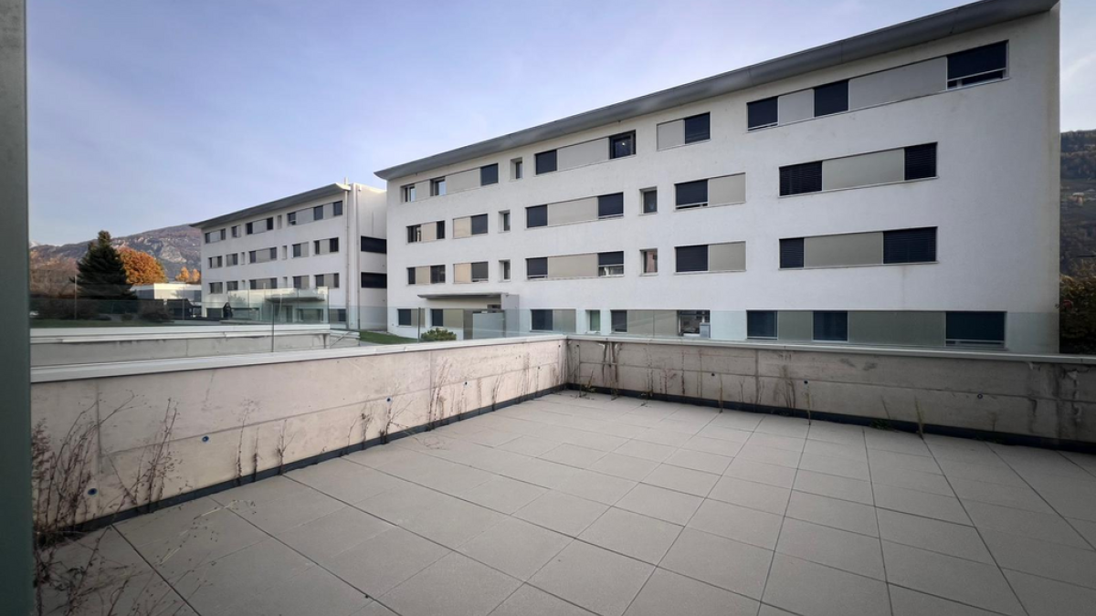 Appartement 3.5 pièces au rez avec grande terrasse