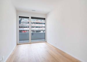 Luxueux 4.5 pièces traversant avec balcon couvert de 76m2