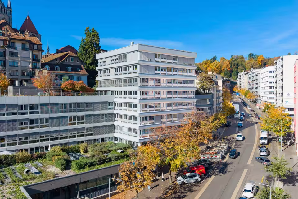 Votre cellule de bureau rénovée au centre-ville de 60  m2