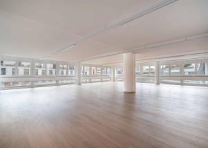 Votre cellule de bureau rénovée au centre-ville de 60  m2