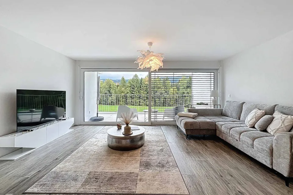 Opportunité de rendement - Sapiceux 2.5 pièces de 67m²  + balcon