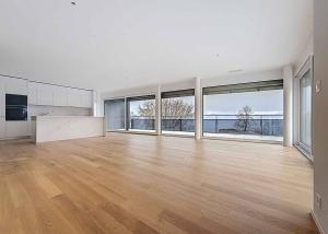 Nouvelle promotion : appartement de 5.5 pièces avec balcon couvert et terrasse