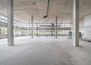 Dernier étage à vendre au sein d'un bâtiment artisanal neuf