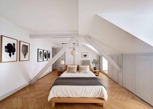 Superbe 2.5 p de 130 m2 hab. - Dernier étage