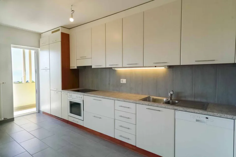 Sublime appartement de 3.0 pièces de 98m2 avec vue sur le lac