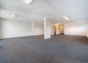 Spacieuse surface commerciale au Mont-sur-Lausanne de 115 m2