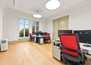 Bureaux de standing idéalement situés