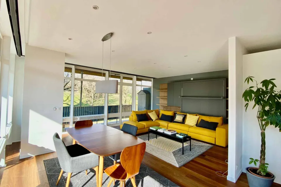 GRAND APPARTEMENT DE 1.5 PIECES DE STANDING 