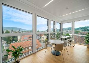 Bureaux exceptionnels dans une tour privative avec vue à 360°