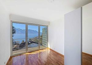 Superbe 3.5 pièces face au Lac avec grand balcon
