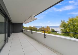 Appartement neuf de standing - 4.5 pièces en angle avec balcon de 76m² - Vue lac