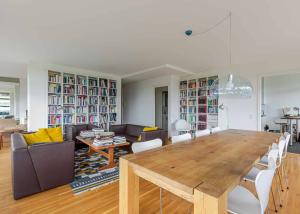 APPARTEMENT LUMINEUX DE 4 PIÈCES