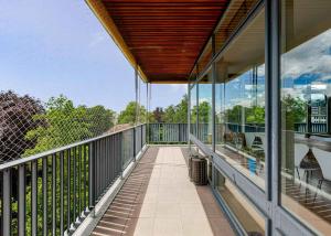 APPARTEMENT LUMINEUX DE 4 PIÈCES